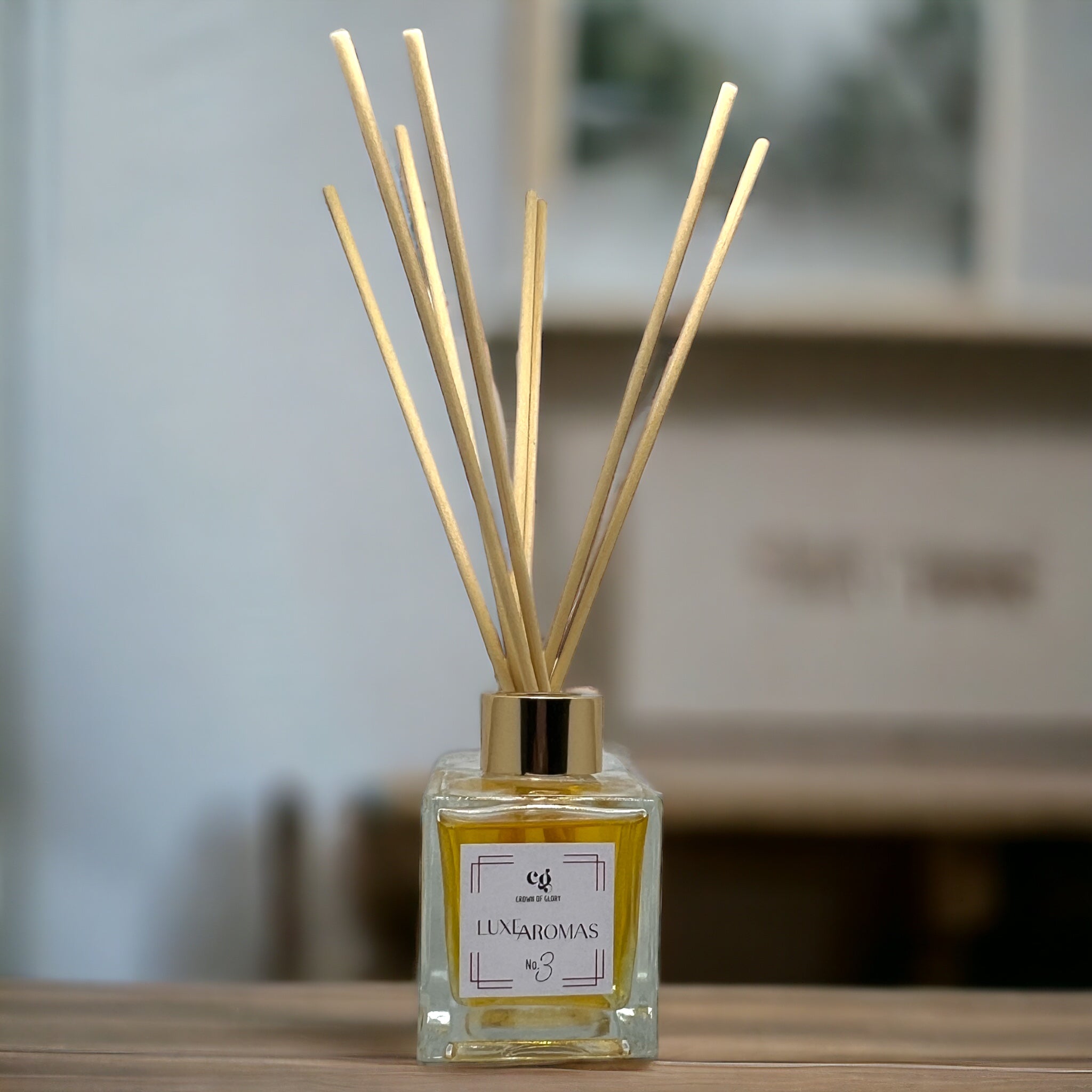 LuxeAromas Reed Diffuser