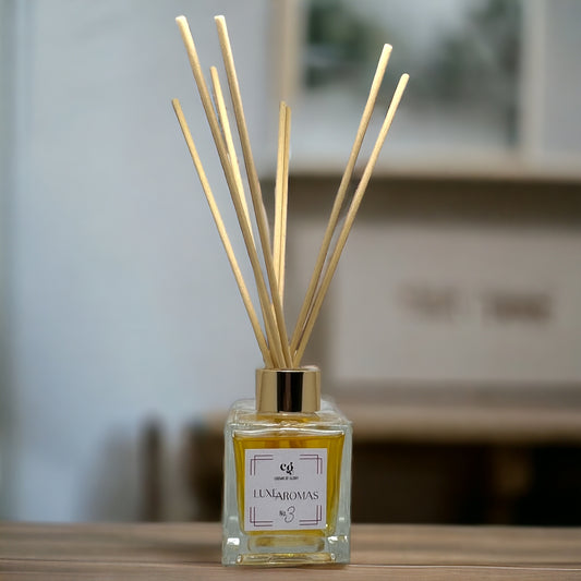LuxeAromas Reed Diffuser